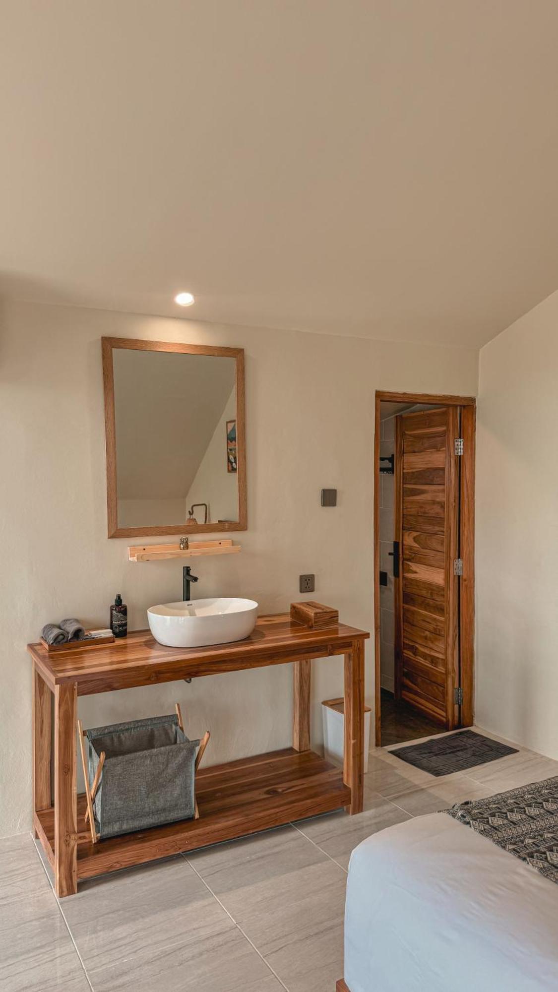 Lodge Aloka Penida